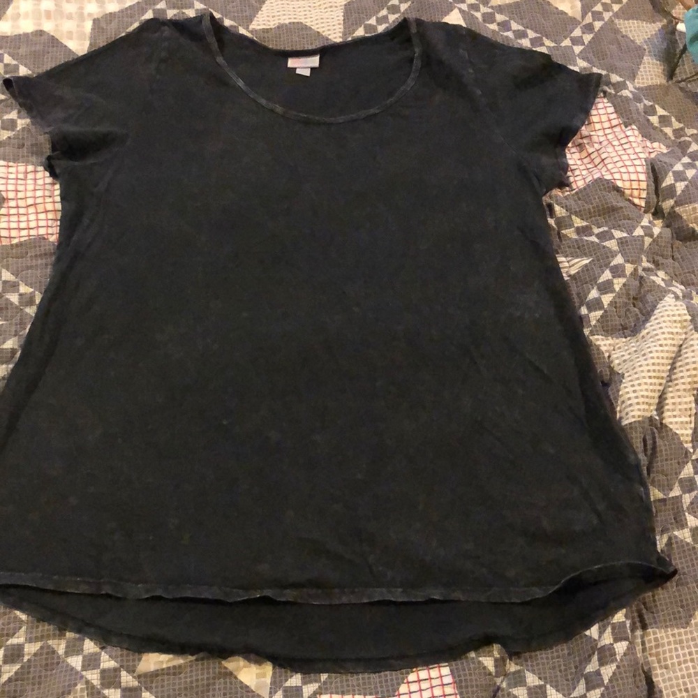 LuLaRoe Black/grey  Tshirt 2X
